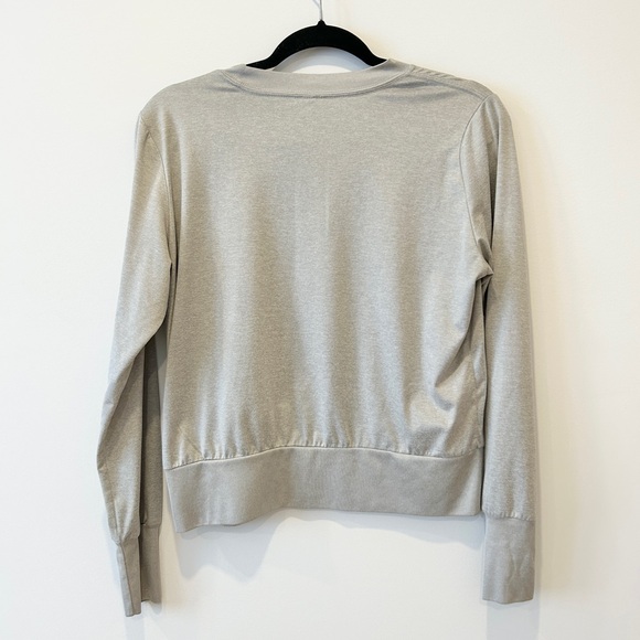 Vuori Daydream Crew in Grey - Picture 5 of 6